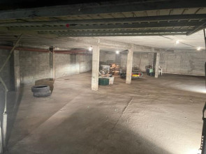 Parking / Garage en location &agrave; Nice /  160 m&sup2;