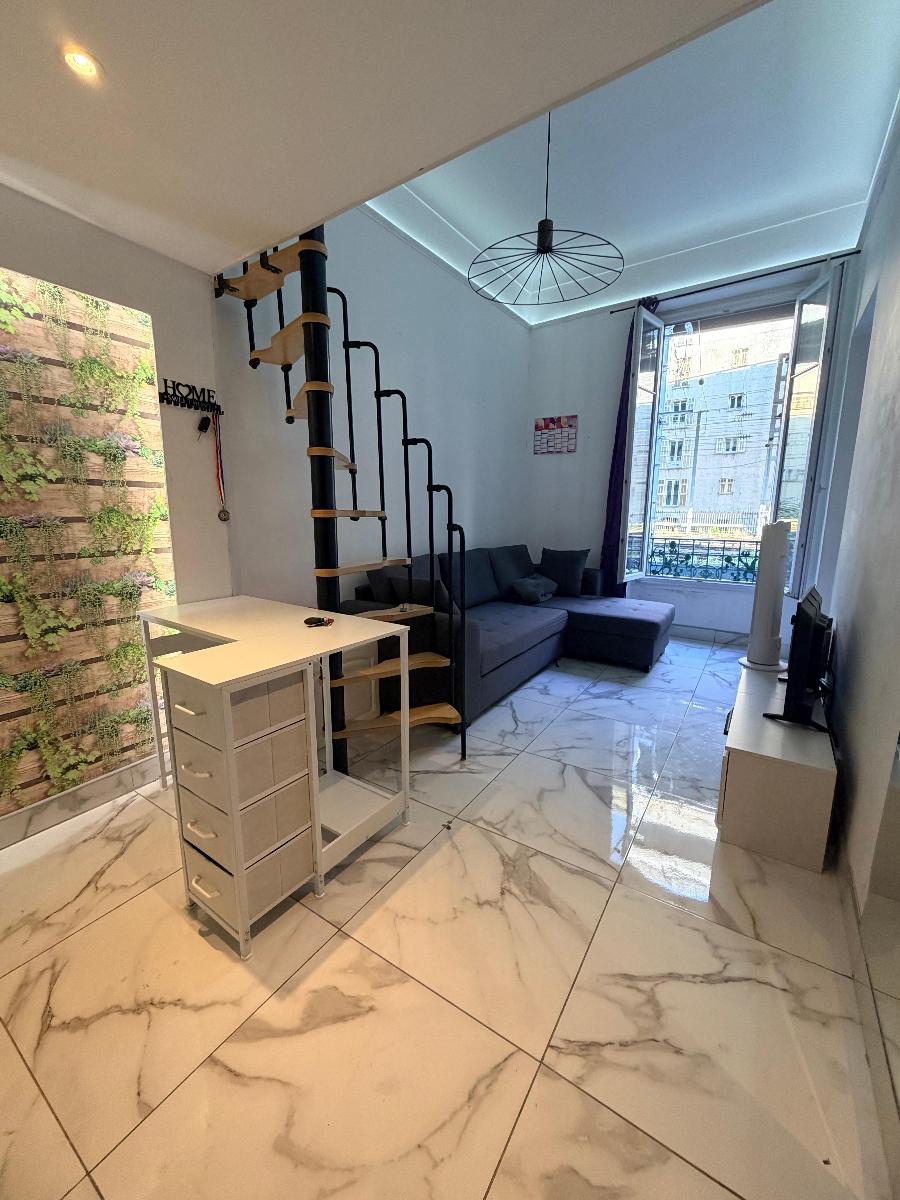 Photo 2 — Appartement 1 pi&egrave;ces de 24<sup>m&sup2;</sup> &agrave; Nice
