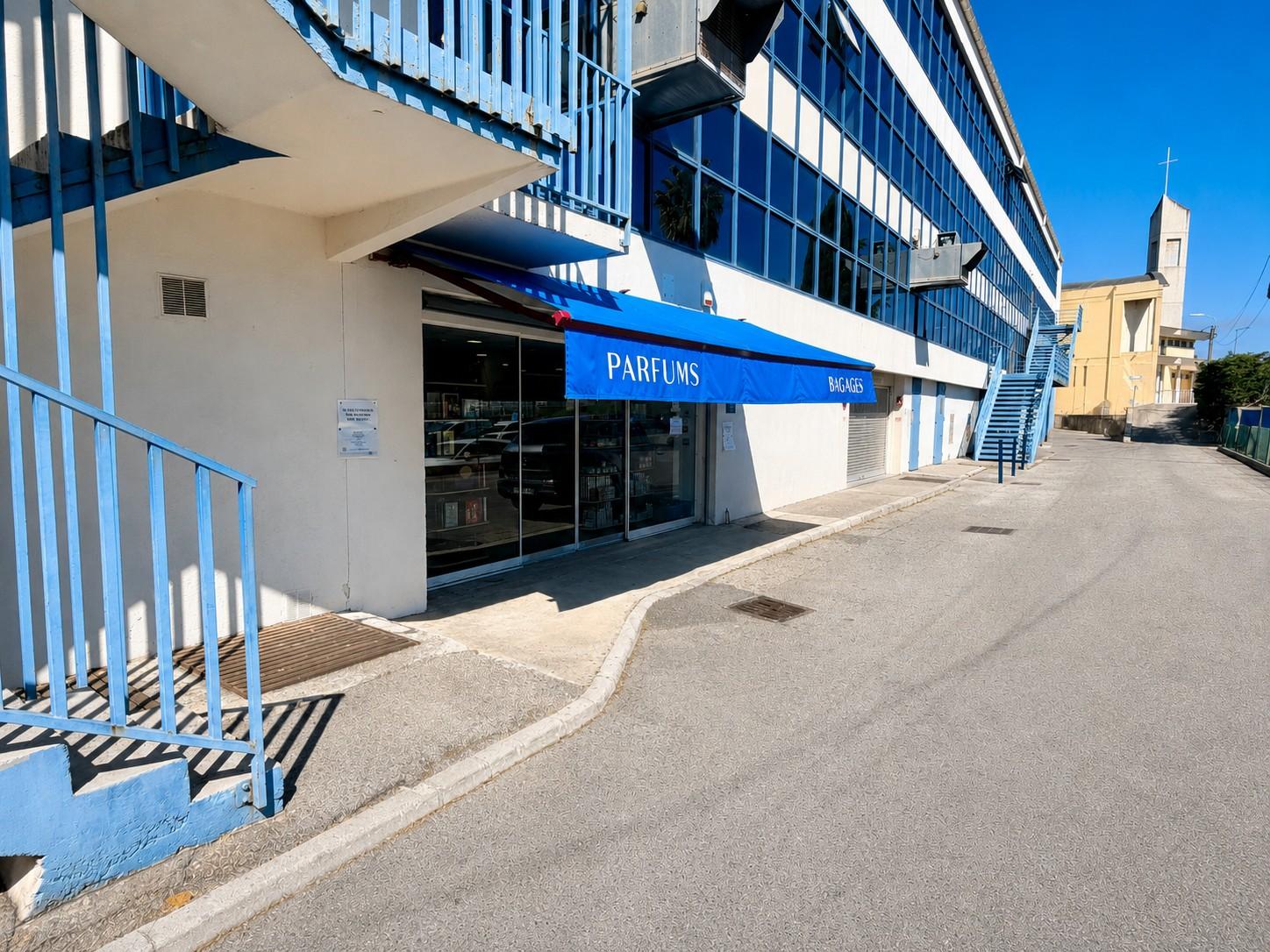 Photo 2 — Fonds de Commerce  &agrave; vendre &agrave; Villeneuve loubet
