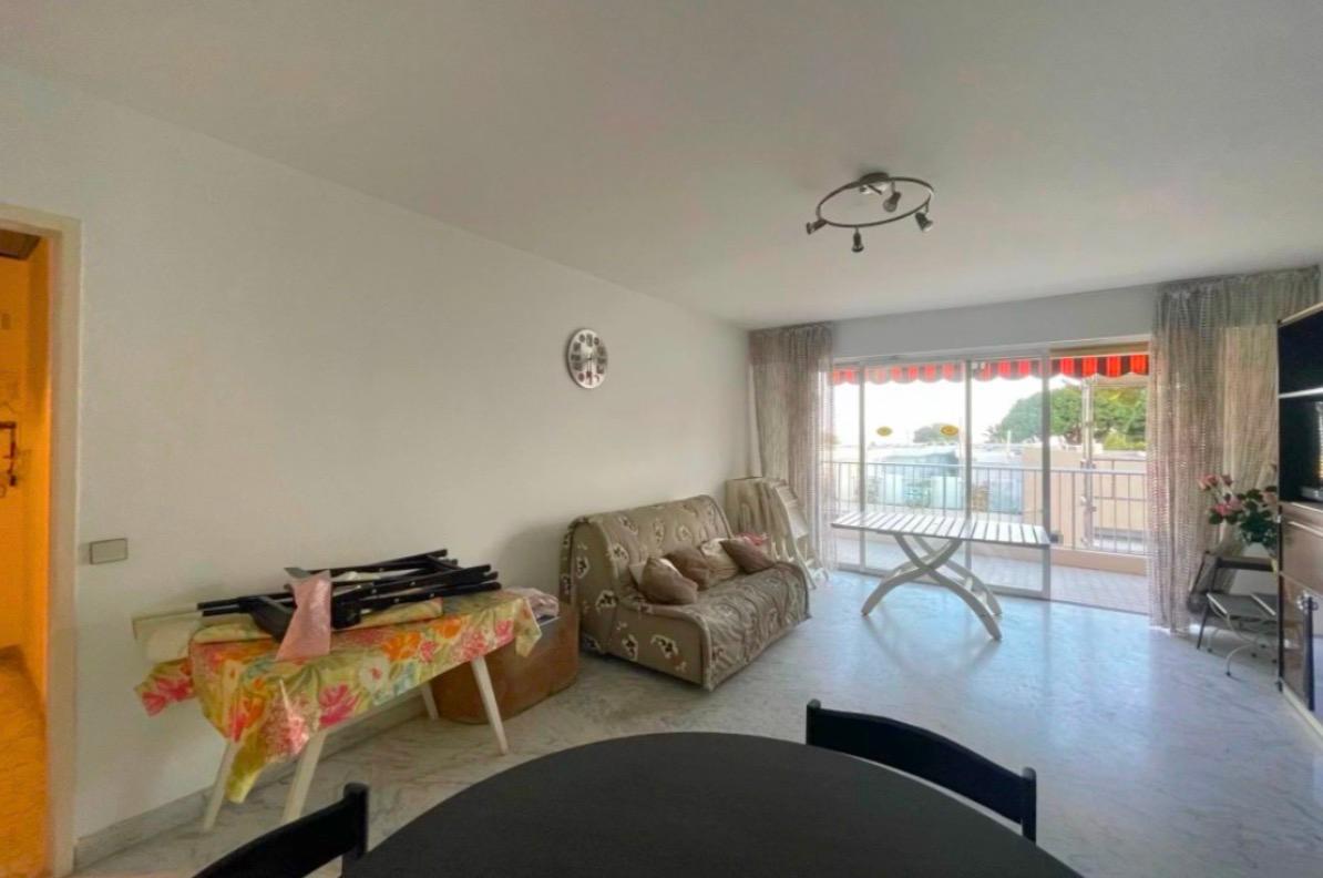 Photo 4 — Appartement 3 pi&egrave;ces de 71<sup>m&sup2;</sup> &agrave; St laurent du var