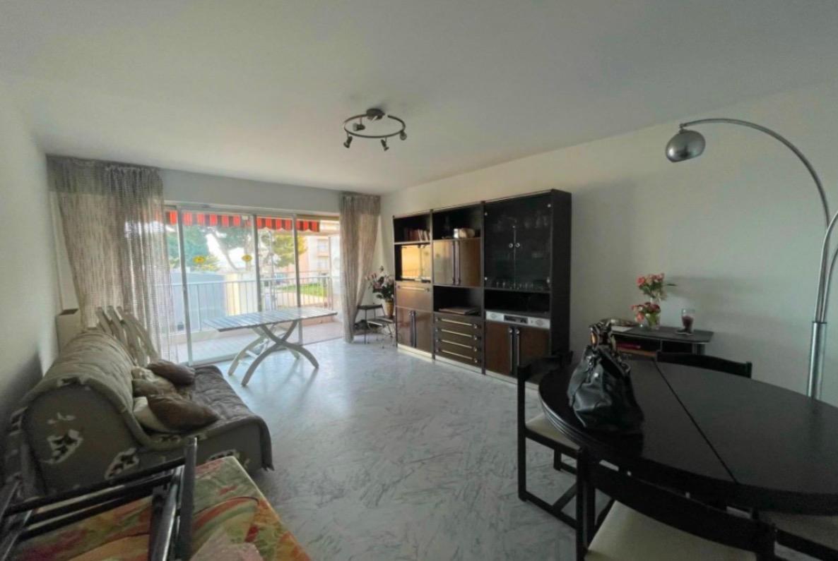 Photo 6 — Appartement 3 pi&egrave;ces de 71<sup>m&sup2;</sup> &agrave; St laurent du var