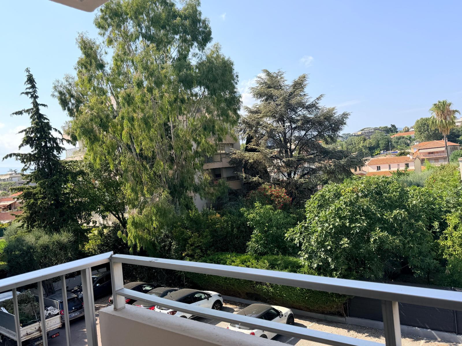 Photo 16 — Appartement 3 pi&egrave;ces de 71<sup>m&sup2;</sup> &agrave; St laurent du var