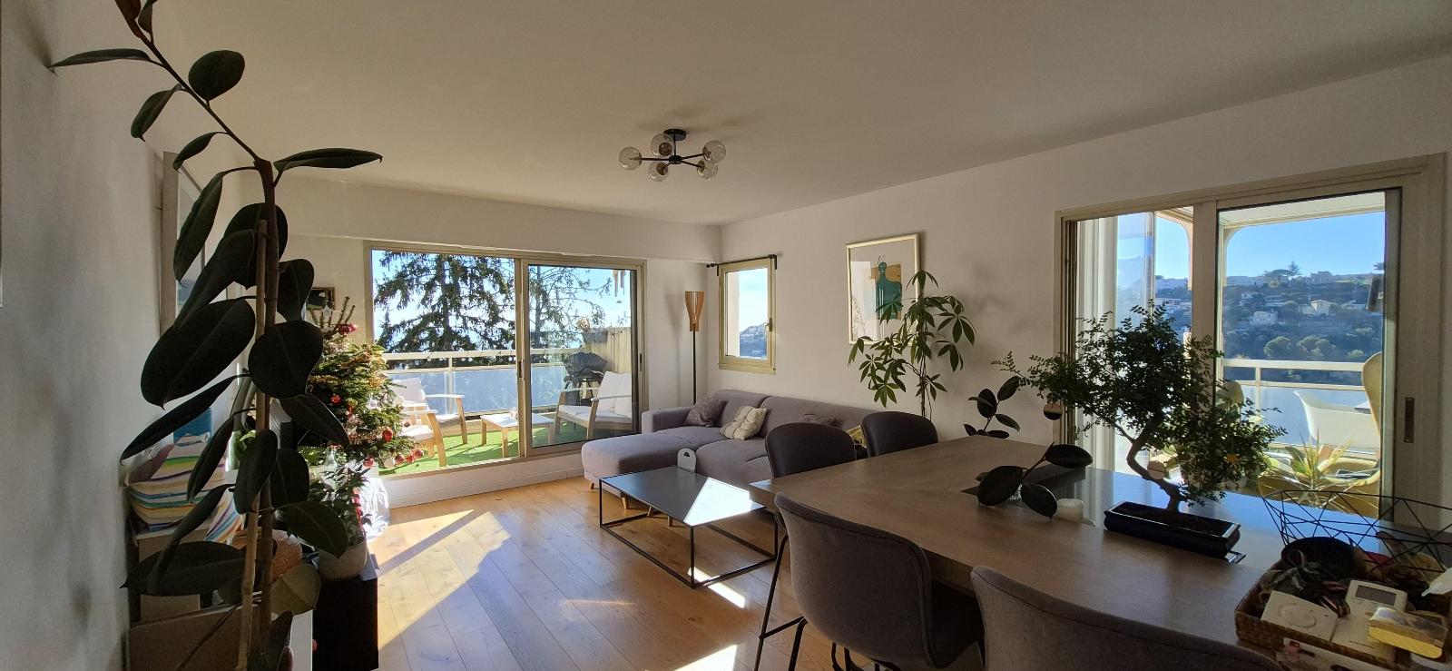 Photo 6 — Appartement 4 pi&egrave;ces de 74<sup>m&sup2;</sup> &agrave; Nice