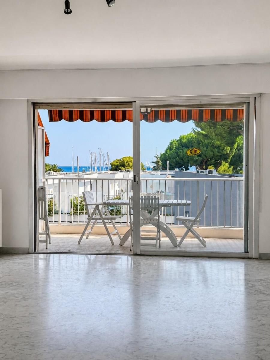 Photo 2 — Appartement 3 pi&egrave;ces de 71<sup>m&sup2;</sup> &agrave; St laurent du var